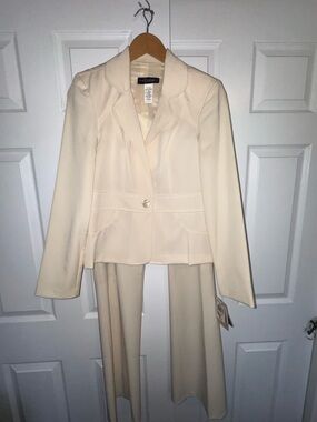 💥SALE💥Vintage City Triangles Ivory Blazer & Pant Suit Set NWT | Size 11